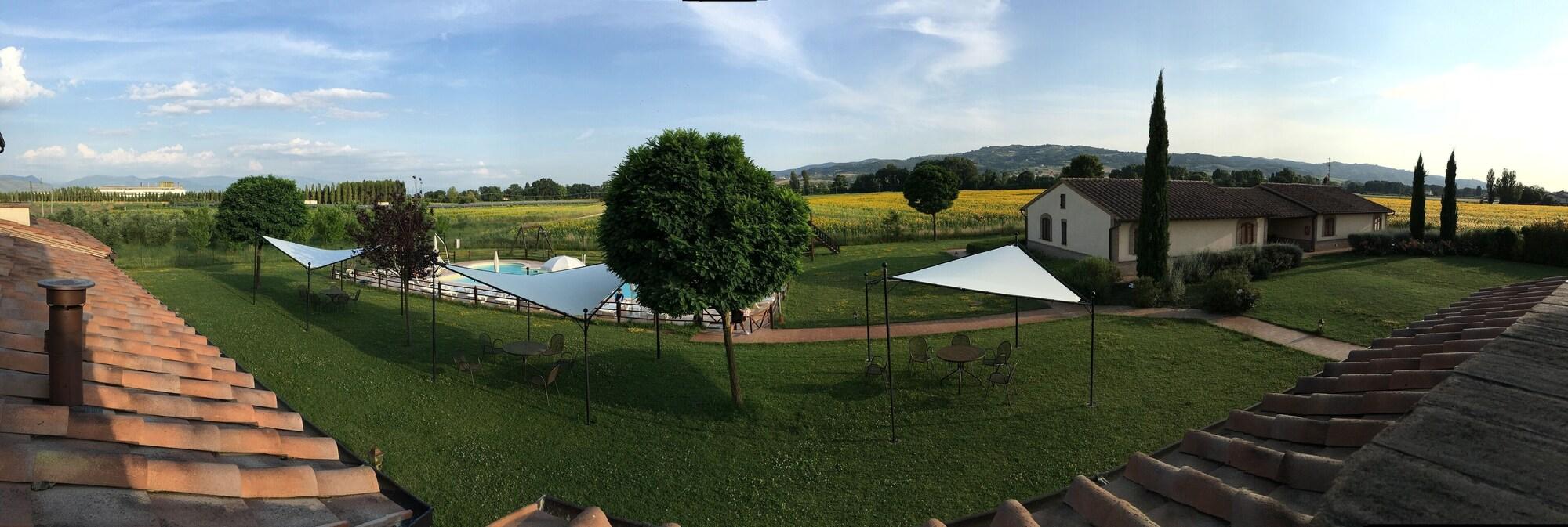 Agriturismo Le Rondini Di Francesco Di Assisi Cannara Exterior foto