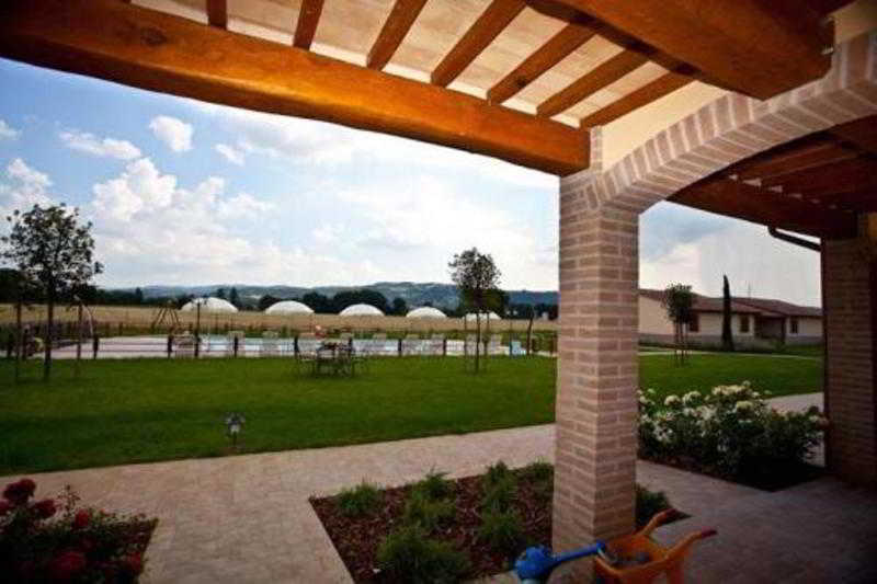 Agriturismo Le Rondini Di Francesco Di Assisi Cannara Exterior foto
