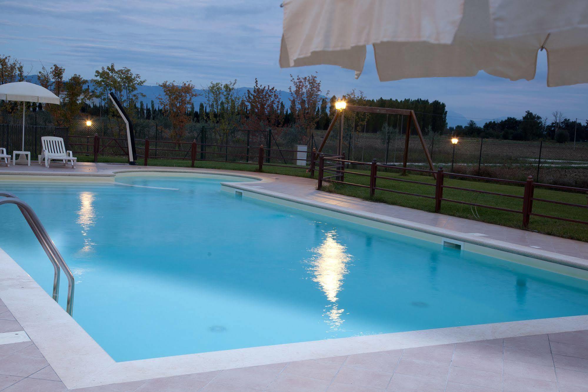 Agriturismo Le Rondini Di Francesco Di Assisi Cannara Exterior foto